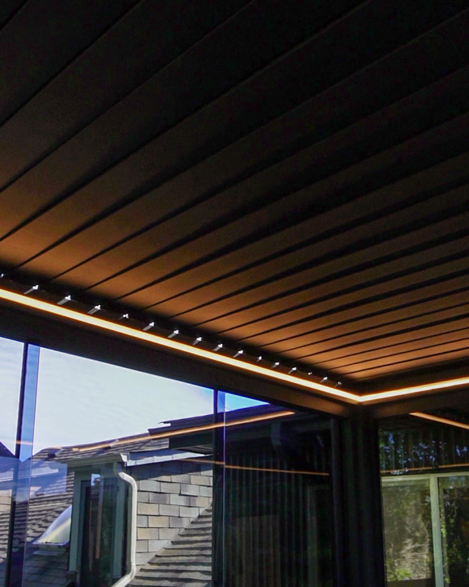 Downtown Toronto Aluminum Pergola, photo 1
