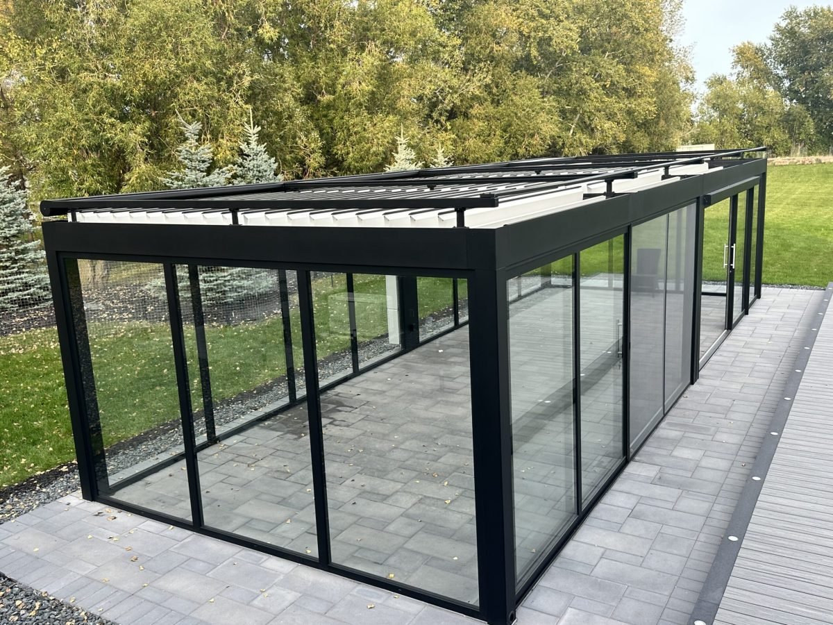 Winnipeg Modern Aluminum Pergola, photo 1